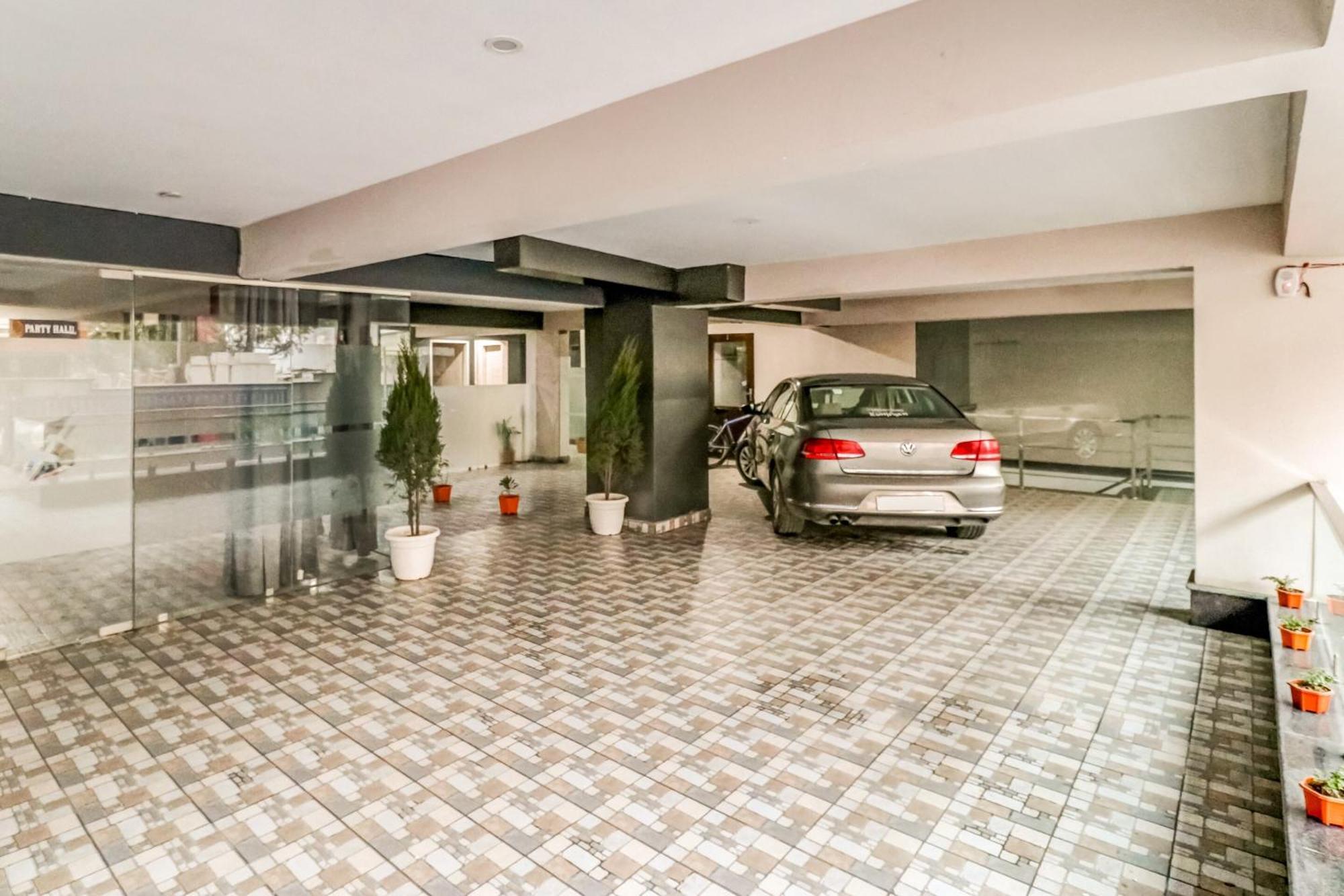 Townhouse Skylight Near Medanta Hospital Gurgaon Exterior foto